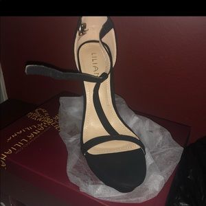 Black stunning heels